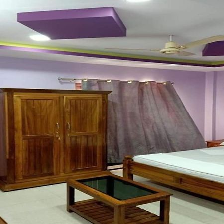 Hotel O Pop Hotel Thiruvananthapuram Eksteriør billede
